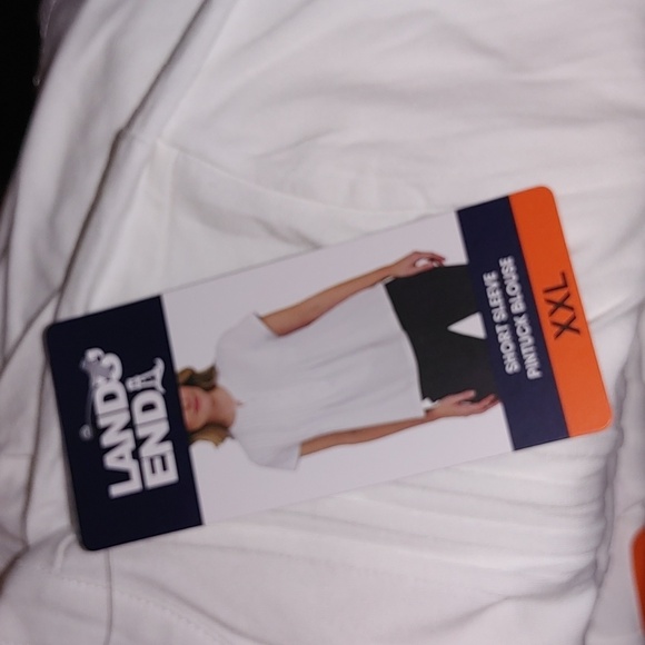 NWT Lands' End Women's Short Sleeve Pintuck Blouse White - Picture 7 of 7